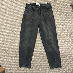 Abercrombie Kids high-rise mom/barrel jeans 11/12 short